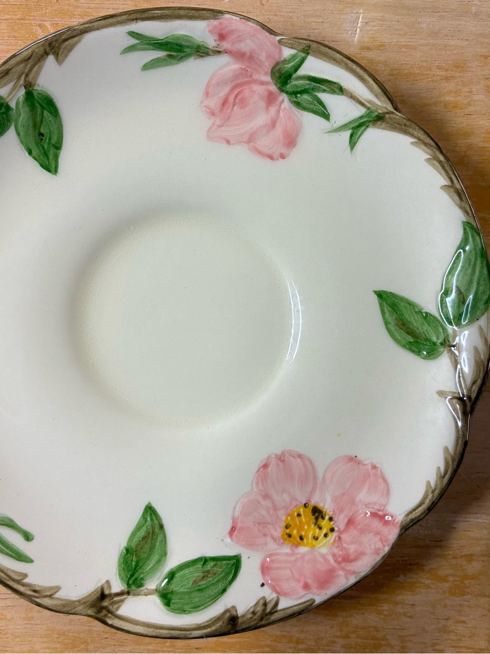 Franciscan Vintage Tea Saucer 5 3/4in Floral Desert Rose USA Earthenware.
